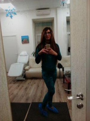 Транссексуалка КАМИЛА